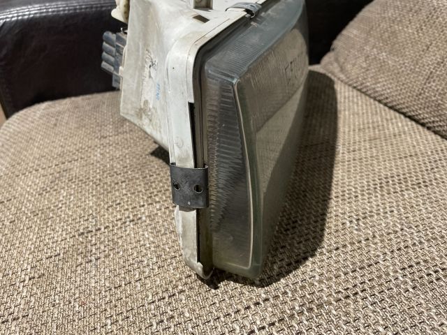 bontott SKODA FELICIA Bal Fényszóró