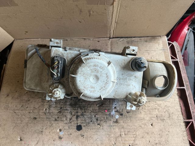 bontott SKODA FELICIA Bal Fényszóró