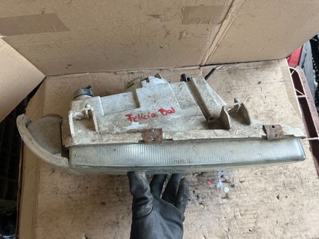 bontott SKODA FELICIA Bal Fényszóró