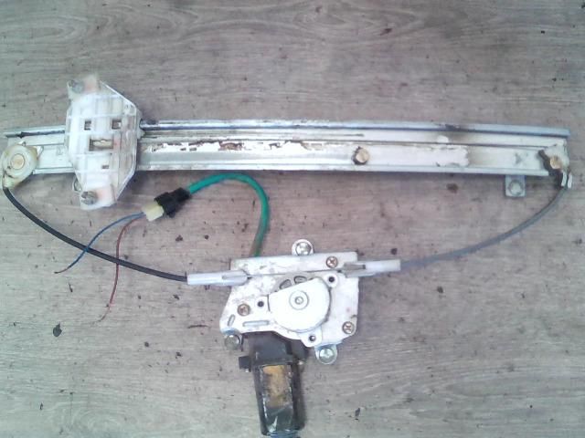 bontott SKODA FELICIA Bal hátsó Ablakemelő Szerkezet (Elektromos)