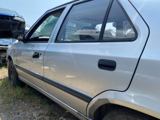 bontott SKODA FELICIA Bal hátsó Ajtó (Részeivel)