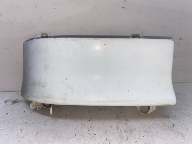 bontott SKODA FELICIA Bal Hátsó Lámpa Bajusz Díszléc