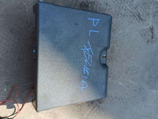 bontott SKODA FELICIA Biztosítéktábla Utastér