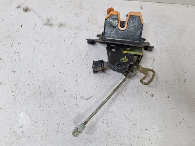 bontott SKODA FELICIA Csomagtérajtó Zárszerkezet