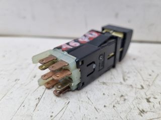 bontott SKODA FELICIA Hátsó Ködzárófény Kapcsoló