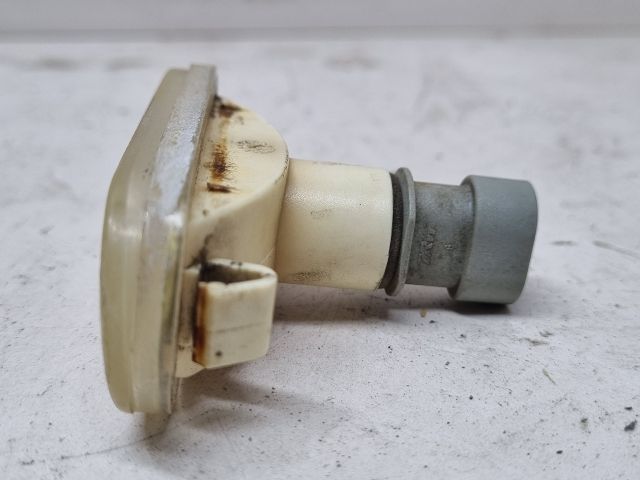 bontott SKODA FELICIA Hátsó Rendszámtábla Világítás