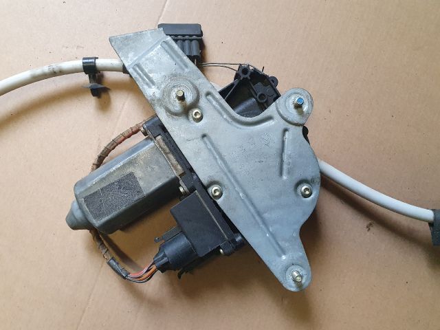 bontott SKODA FELICIA Jobb első Ablakemelő Motor