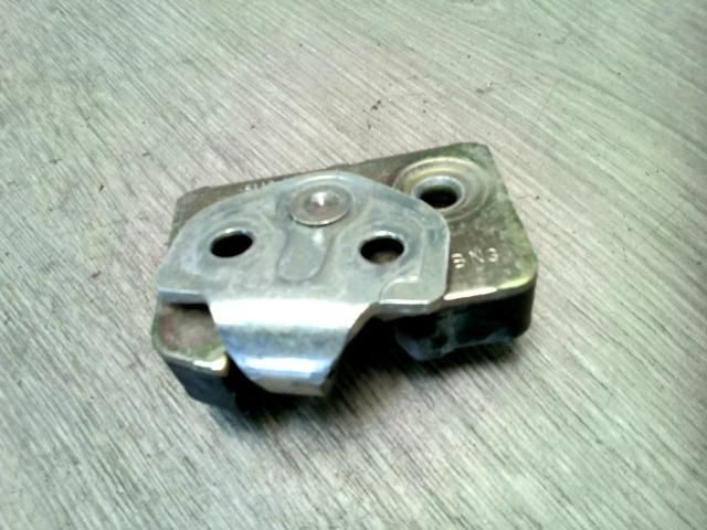 bontott SKODA FELICIA Jobb első Ajtózár