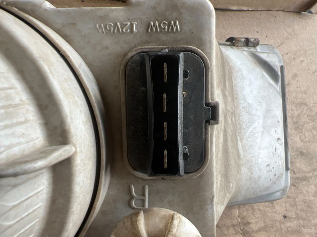 bontott SKODA FELICIA Jobb Fényszóró