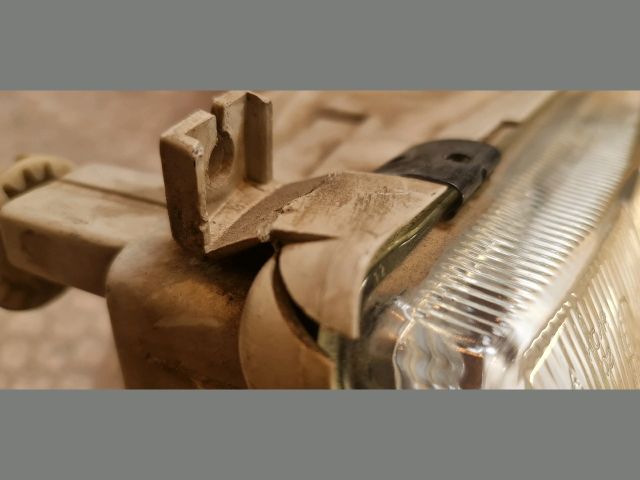 bontott SKODA FELICIA Jobb Fényszóró