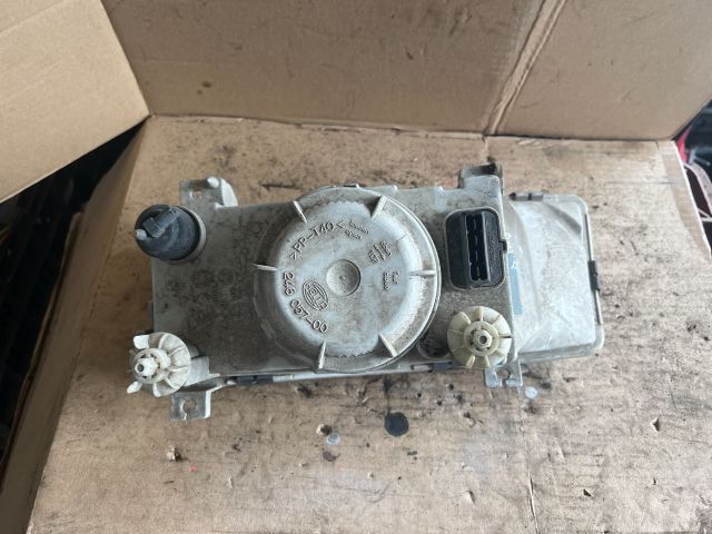 bontott SKODA FELICIA Jobb Fényszóró