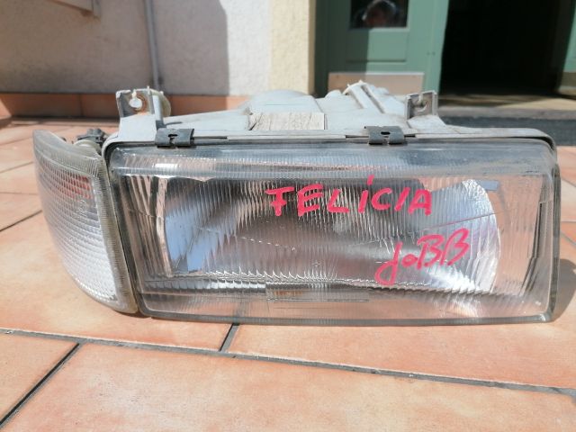 bontott SKODA FELICIA Jobb Fényszóró