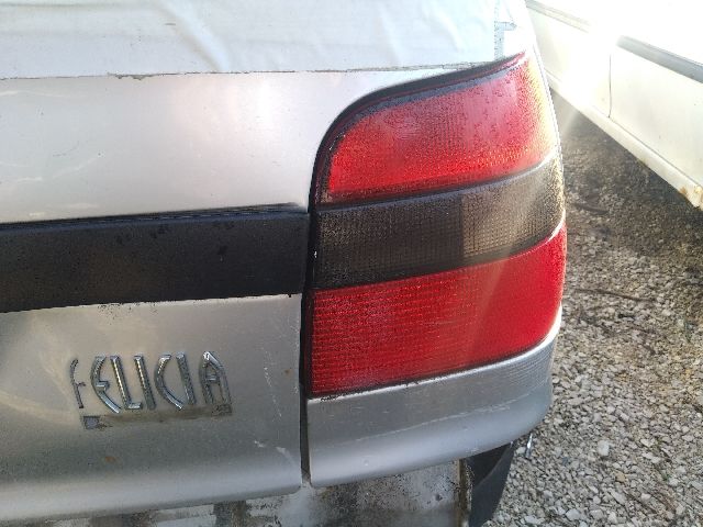 bontott SKODA FELICIA Jobb hátsó Lámpabúra