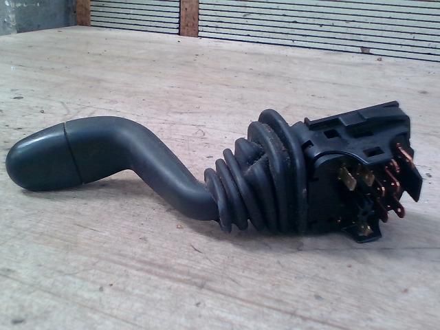 bontott SKODA FELICIA Jobb Kormánykapcsoló Ablaktörlő