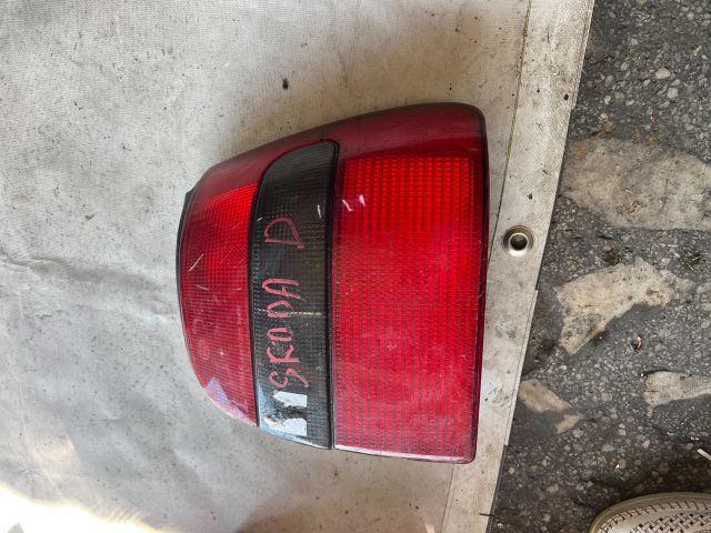 bontott SKODA FELICIA Jobb Külső Hátsó Lámpa