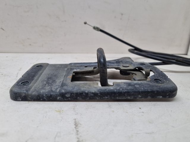 bontott SKODA FELICIA Motorháztető Zárszerkezet