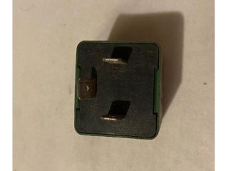 bontott SKODA FELICIA Relé