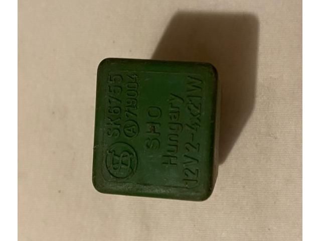 bontott SKODA FELICIA Relé