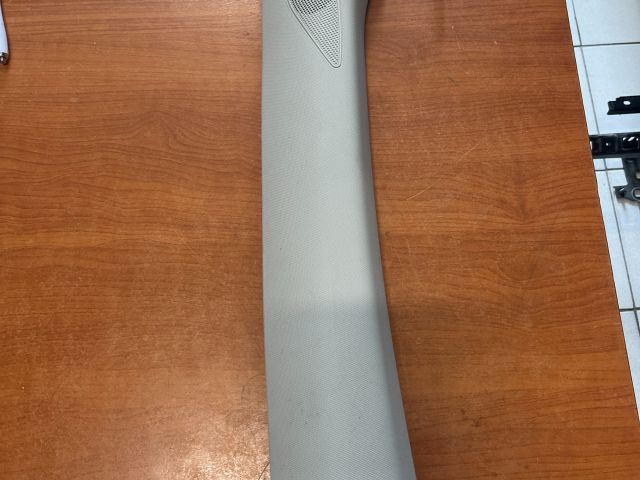 bontott SKODA KAMIQ Bal A Oszlop Hangszóró Burkolat