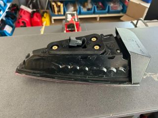 bontott SKODA KAMIQ Bal Belső Hátsó Lámpa