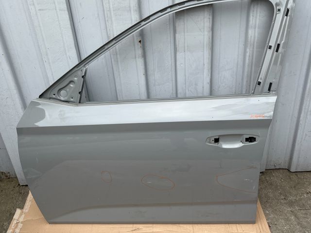 bontott SKODA KAMIQ Bal első Ajtó (Üres lemez)