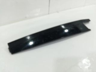 bontott SKODA KAMIQ Bal hátsó Ajtó Díszléc