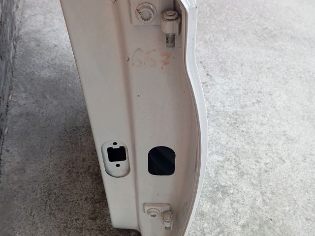 bontott SKODA KAMIQ Bal hátsó Ajtó (Üres lemez)