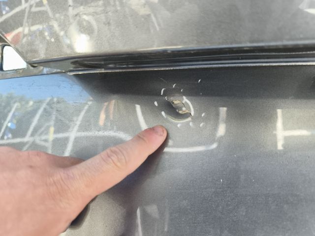 bontott SKODA KAMIQ Csomagtérajtó (Üres lemez)