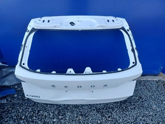 bontott SKODA KAMIQ Csomagtérajtó (Üres lemez)