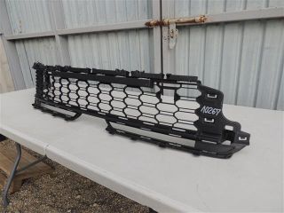 bontott SKODA KAMIQ Hűtőrács