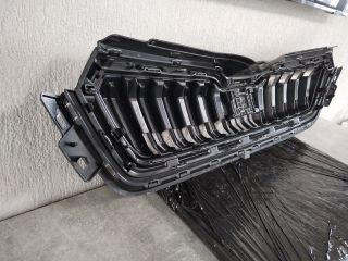 bontott SKODA KAMIQ Hűtőrács