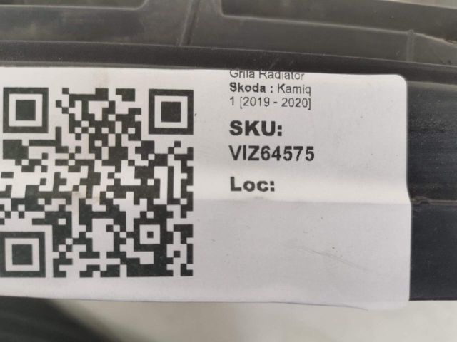 bontott SKODA KAMIQ Hűtőrács