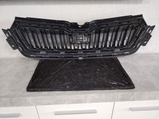 bontott SKODA KAMIQ Hűtőrács