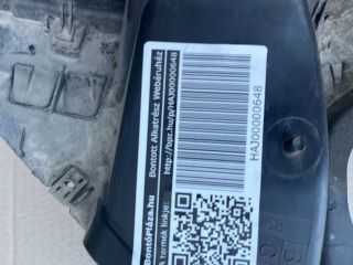 bontott SKODA KAMIQ Jobb első Dobbetét (Kerékjárati, Műanyag)