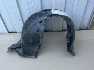 bontott SKODA KAMIQ Jobb első Dobbetét (Kerékjárati, Műanyag)