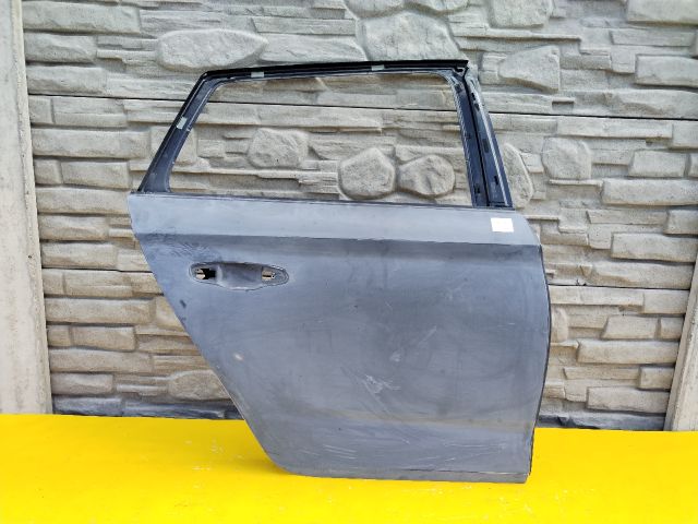 bontott SKODA KAMIQ Jobb hátsó Ajtó (Üres lemez)