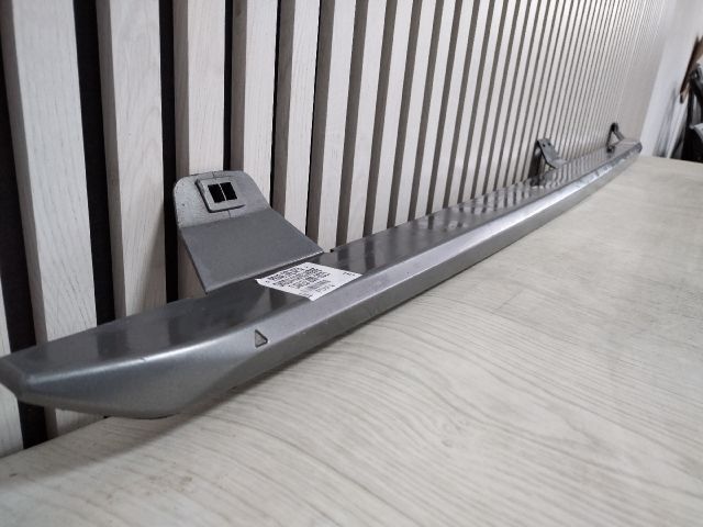 bontott SKODA KAMIQ Jobb Küszöb