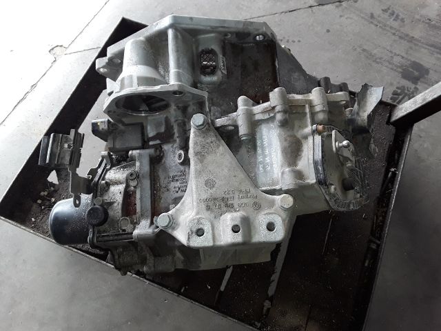 bontott SKODA KAROQ Automata Váltó