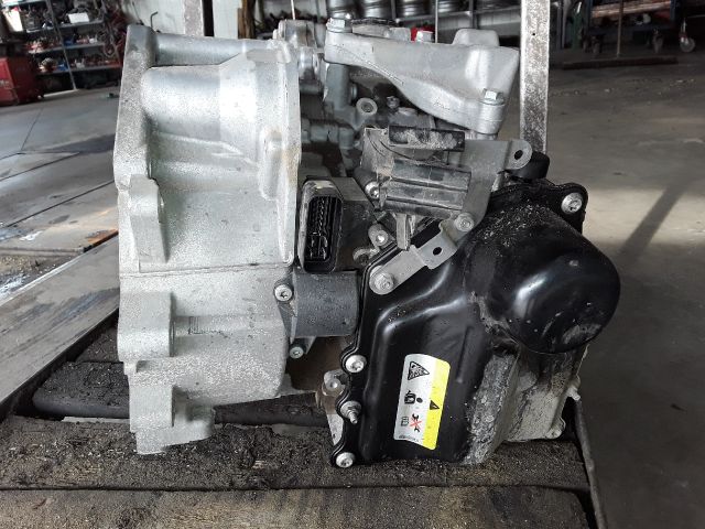 bontott SKODA KAROQ Automata Váltó