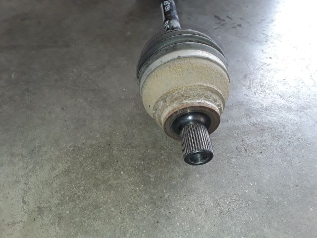 bontott SKODA KAROQ Bal Féltengely