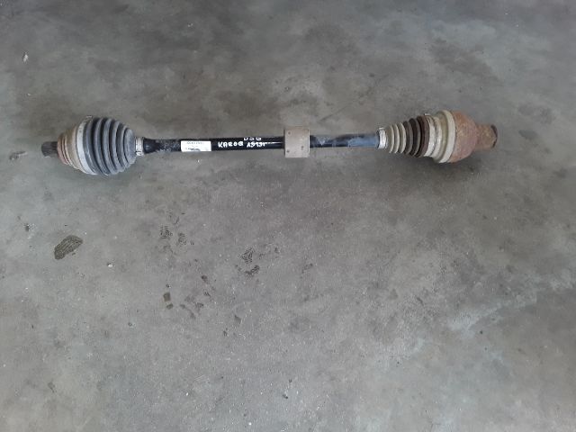 bontott SKODA KAROQ Jobb Féltengely