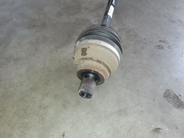 bontott SKODA KAROQ Jobb Féltengely