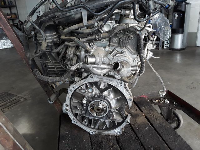 bontott SKODA KAROQ Motor (Fűzött blokk hengerfejjel)