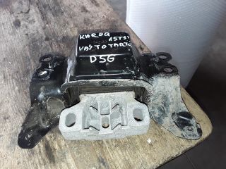 bontott SKODA KAROQ Váltó Tartó Bak (Pozíciófüggetlen)