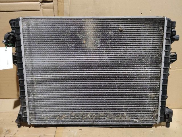 bontott SKODA KAROQ Vízhűtő Radiátor (Klímás)