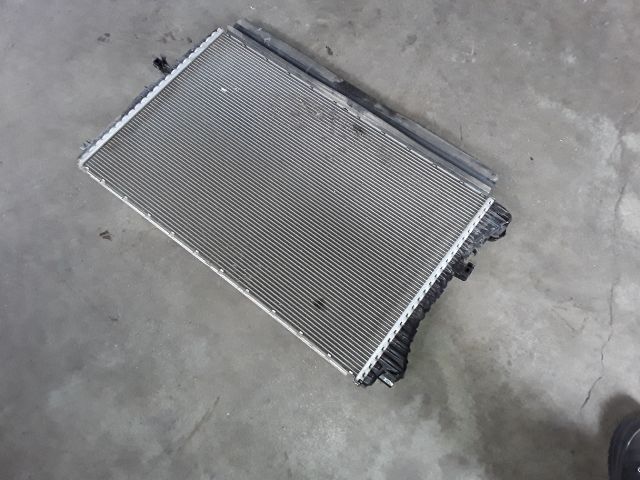 bontott SKODA KAROQ Vízhűtő Radiátor (Klímás)