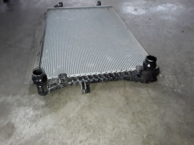 bontott SKODA KAROQ Vízhűtő Radiátor (Klímás)