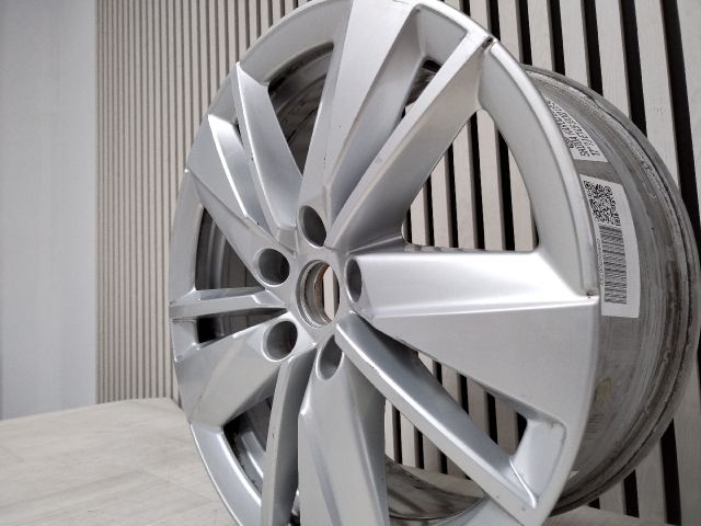 bontott SKODA KAROQ Alufelni (1 db)