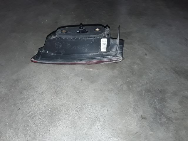 bontott SKODA KAROQ Bal Belső Hátsó Lámpa