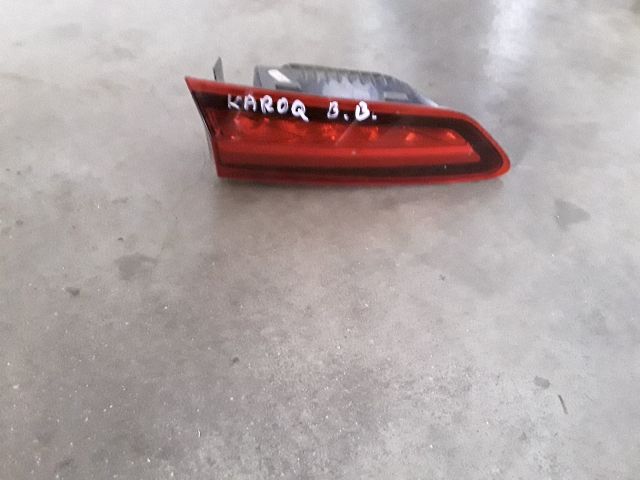 bontott SKODA KAROQ Bal Belső Hátsó Lámpa